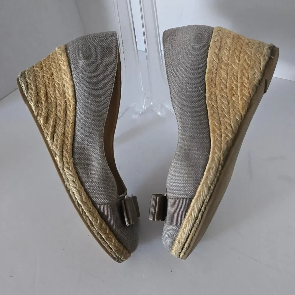 Salvatore Ferragamo Taupe Darly Bow Espadrilles Size 4.5